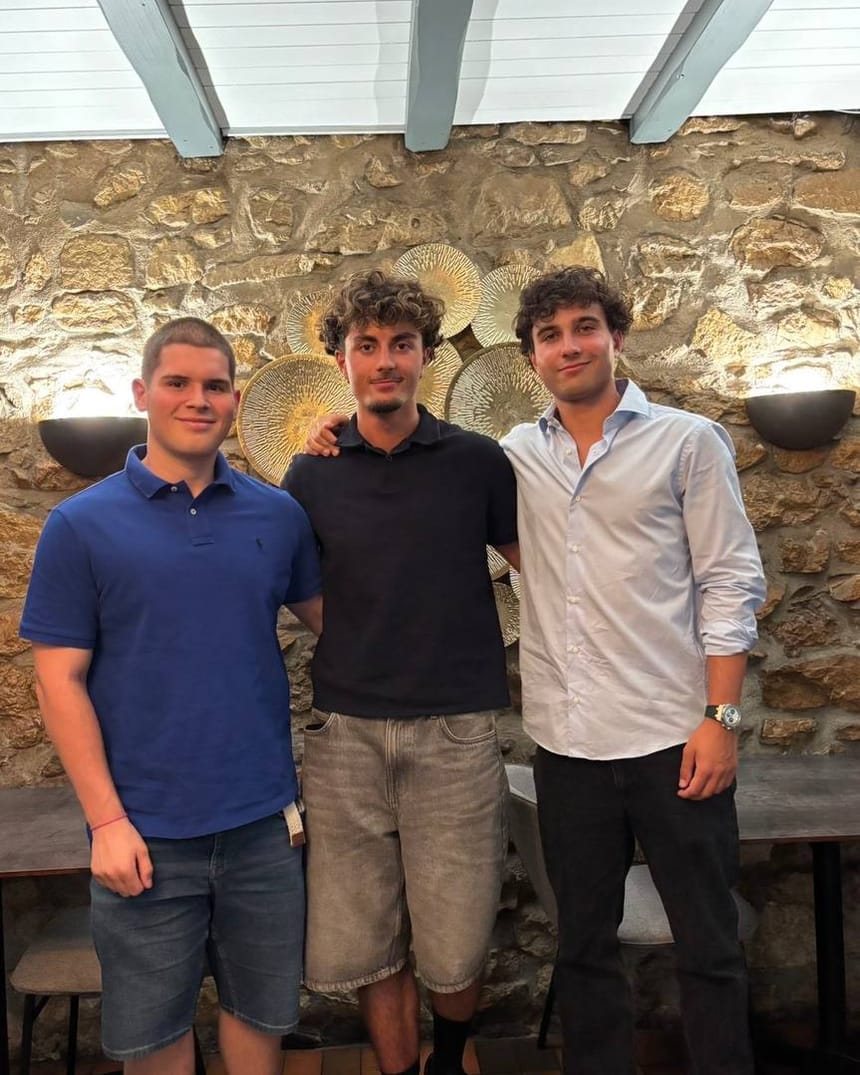 Thibault P., Guillaume D. et Lorenzo C., de l'équipe Synor, à Genève